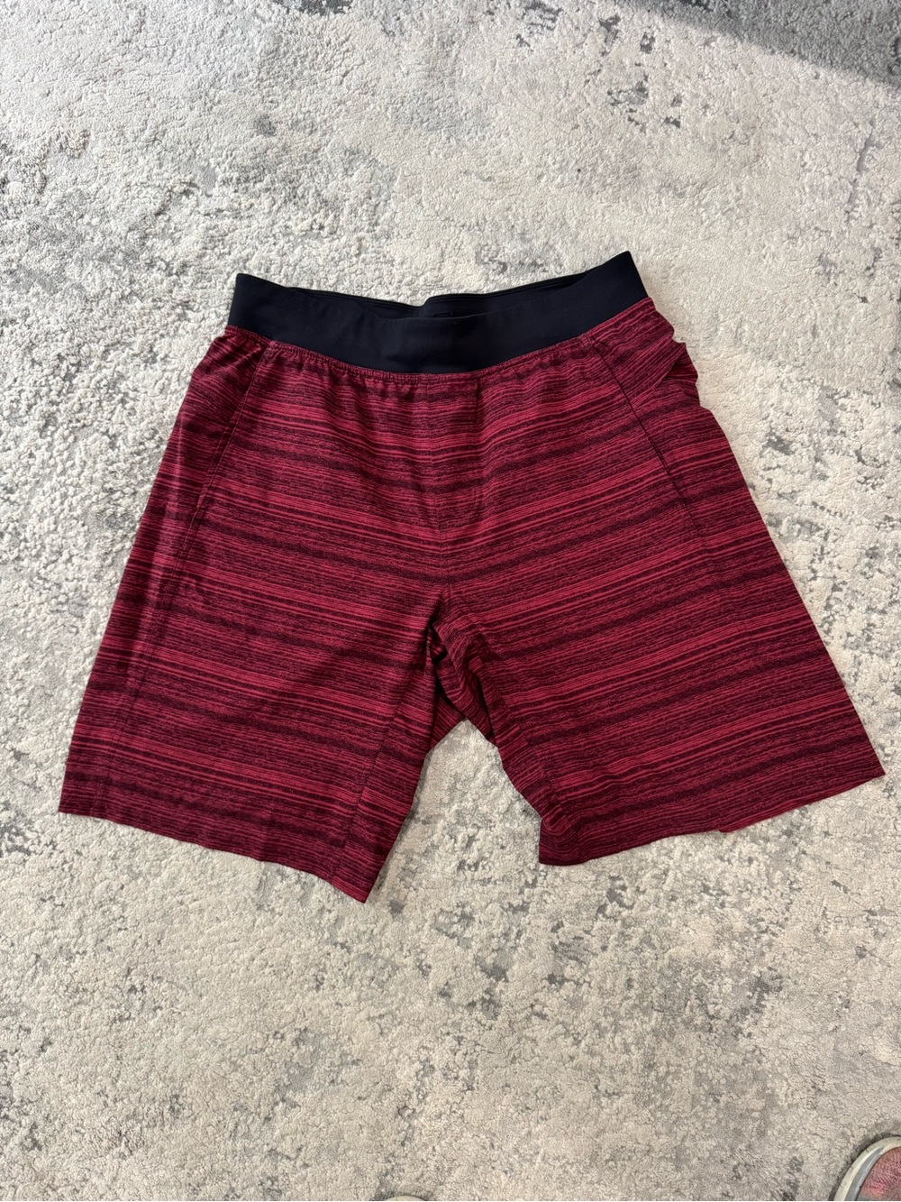 Men's Lululemon Assert Performance Stripe Shorts with Black Waistband